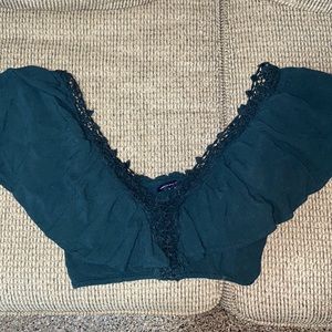 American Eagle flowy crop top